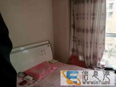 馨宇丽都A区小高层,4楼,三室两厅,117平米,拎包入住