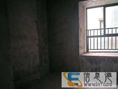 丽景天下116平毛坯三房带楼台可以按揭