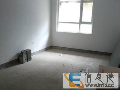 带院子地下复试楼，1楼，一手手续，按揭