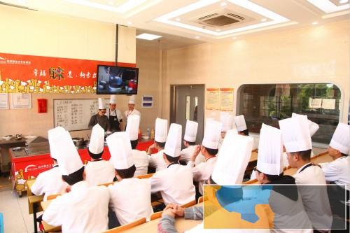 杭州新东方学厨师有哪些就业优势