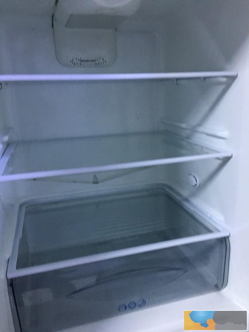 出售LG200立升电冰箱九五成新