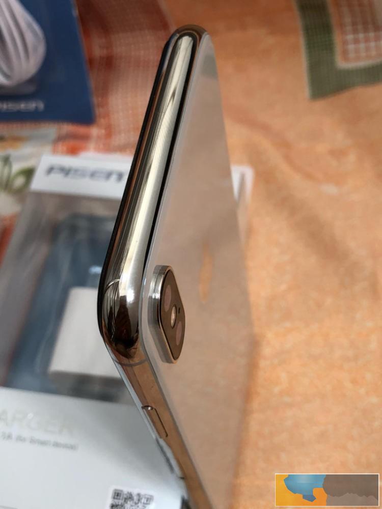 朋友圈买的新款苹果 iPhoneX 银色 256G便宜转让