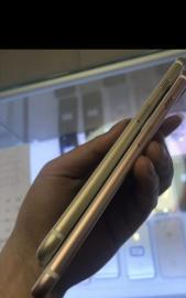 苹果7p,32g,纯原无修，国行全网通