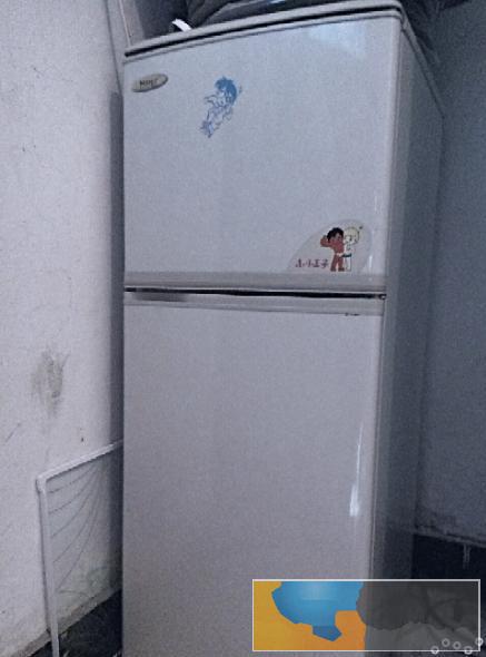 出售大量各种品牌冰箱