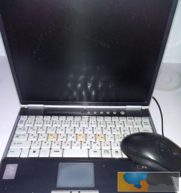 本人转让一台惠普笔记本电脑,功能一切正常 240元