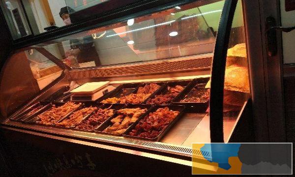 有俩台风冷保鲜保湿 冷鲜柜 新的 用了三