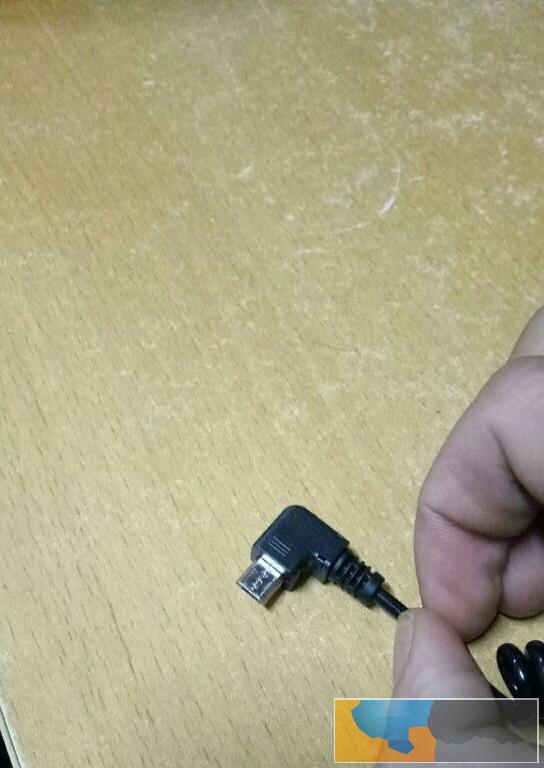 安卓数据线弹簧式