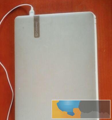 宏基笔记本8成新