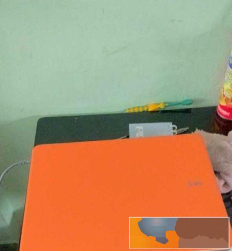 NEC九成新笔记本处理