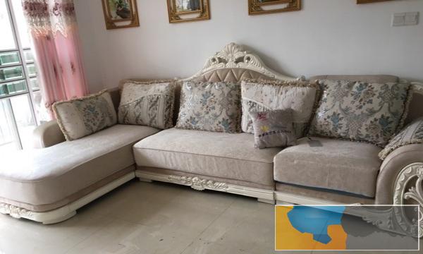 红灯笼沙发一套