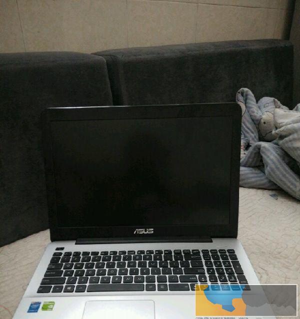 华硕笔记本电脑VM