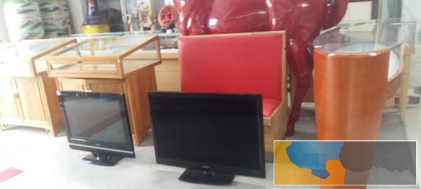 本商场新进一批成色新的二手民用家电 电视、洗衣机、冰箱等