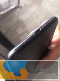 iPhone7plus32g国行苹果7P