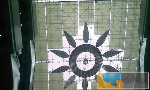 西宁定做天棚帘天幕帘电动阳光房遮阳帘玻璃房顶采光房窗帘厂家