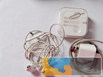 苹果664G8成新低价转让