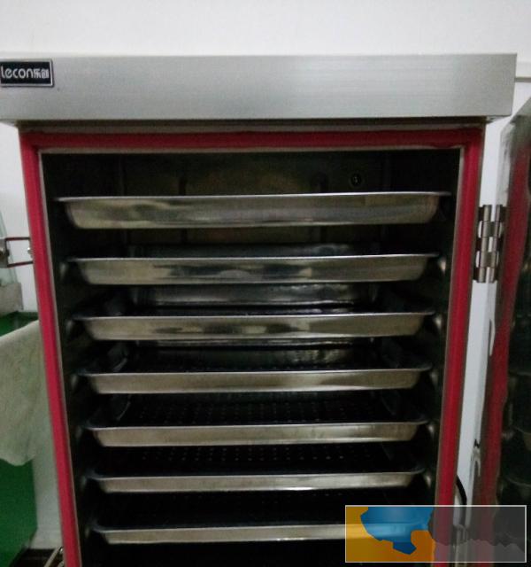 出售乐创牌蒸饭柜一台,九成新