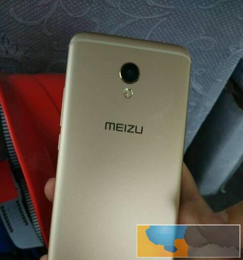 魅族MX64 32G金色10月9号买的,近乎全新