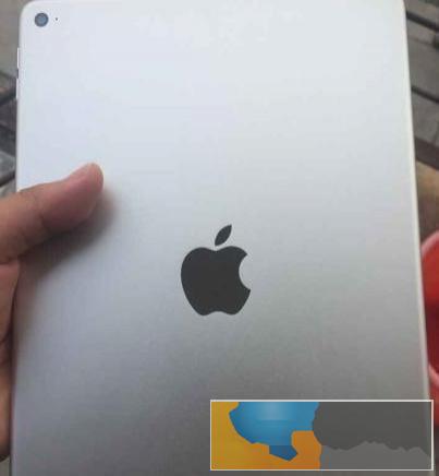 出一台银色iPad Air2 64G 国行 WiFi 平板电