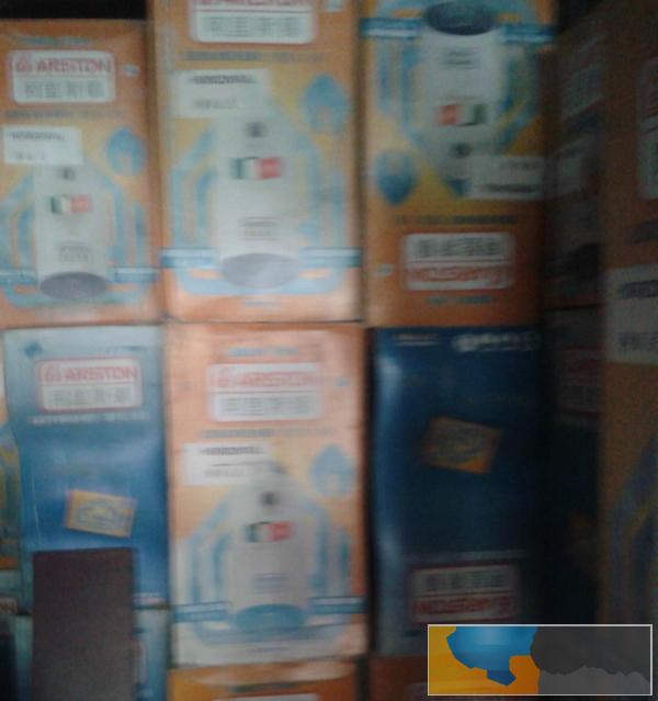 处理库存意大利原装进口阿里斯顿电热水器一批