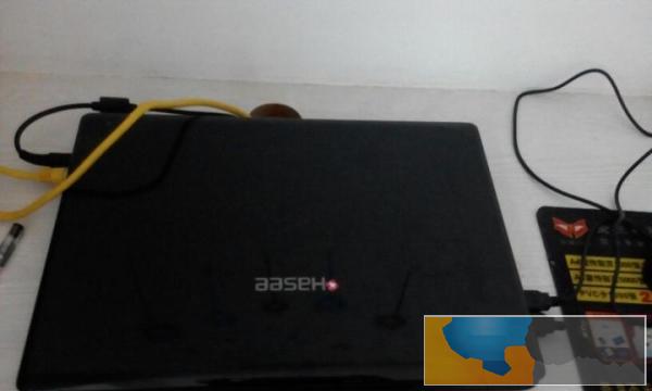 神舟行笔记本一台,8成新