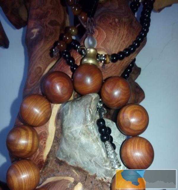 精品崖柏摆件把玩件