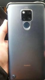 全新的华为mate20