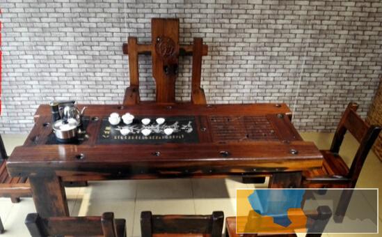 玉溪市老船木家具茶桌茶台办公桌餐桌沙发茶几吧台椅子实木大门