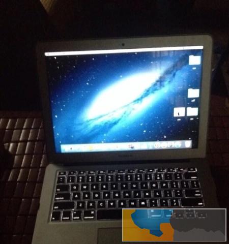 13.3寸超薄苹果笔记本电脑