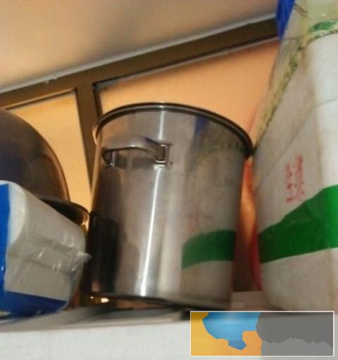 全新便宜转让,各种不锈钢盘子,调料盆,刷子