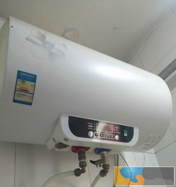 美的电热水器低价出售