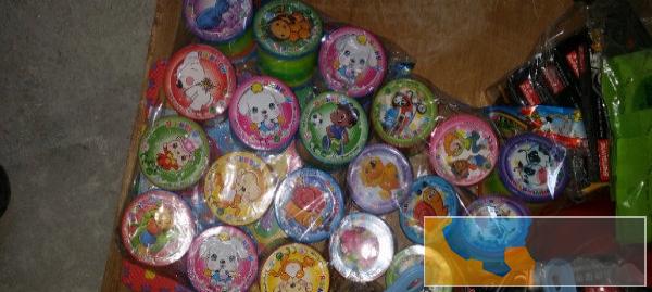 二元店货物出售