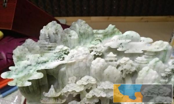 独山玉摆件30公分