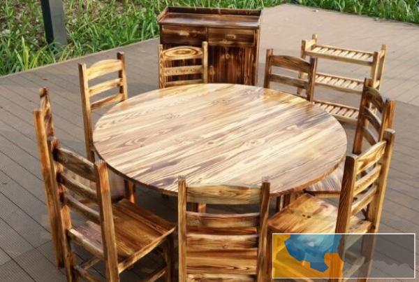 厂家直销醉鹅餐厅桌椅,农庄桌椅,碳化木,火烧木餐桌