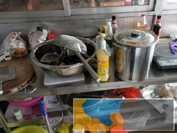 米八冷藏，50升烧汤锅，消毒柜，做粉东西