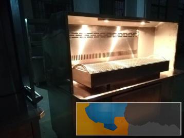 厂家直销：中国名牌高档无烟烧烤炉、无烟净化烧烤车、油烟净化器