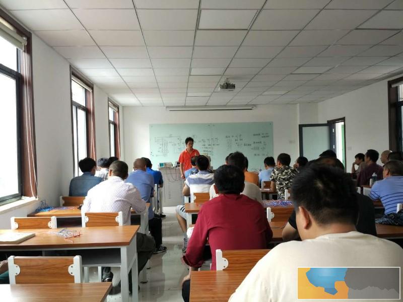 青岛哪里可以快速 安监局电工证 电工证复审去哪里可以