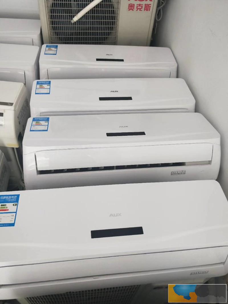 滕州二手空调:低价出售格力美的奥克斯变频定频1.5匹挂机空调