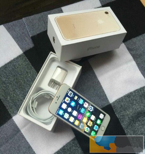 国行小7手机,128G内存,成色新、手机外观新