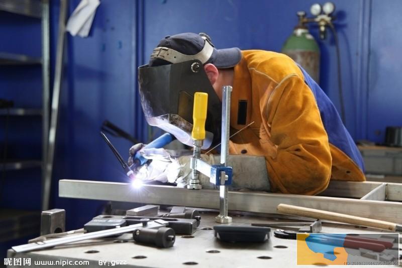 天水怎么考低压高压电工证叉车证