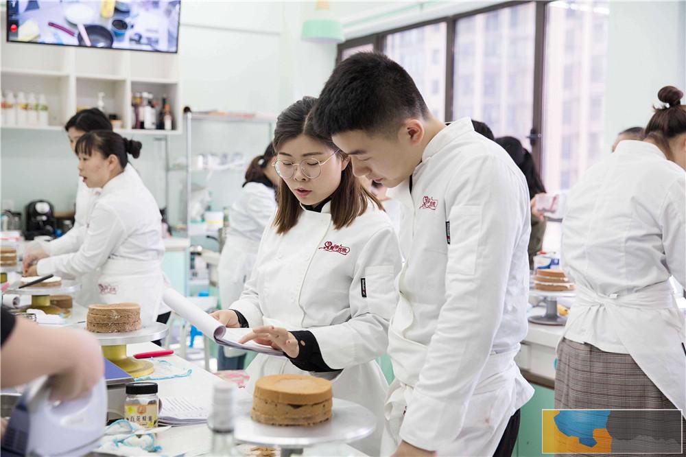 昭通蛋糕培训班哪里好