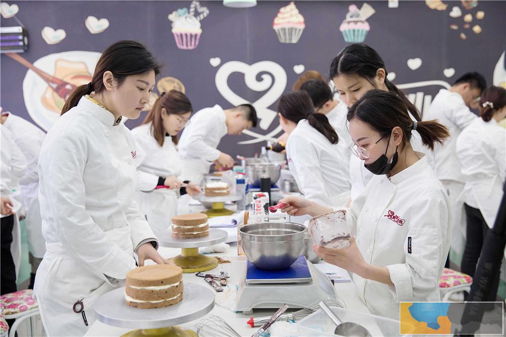 昭通西点蛋糕烘焙培训学校在哪里