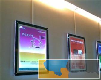 设计、印刷、传单、名片、喷绘写真、横幅旗帜、发光字