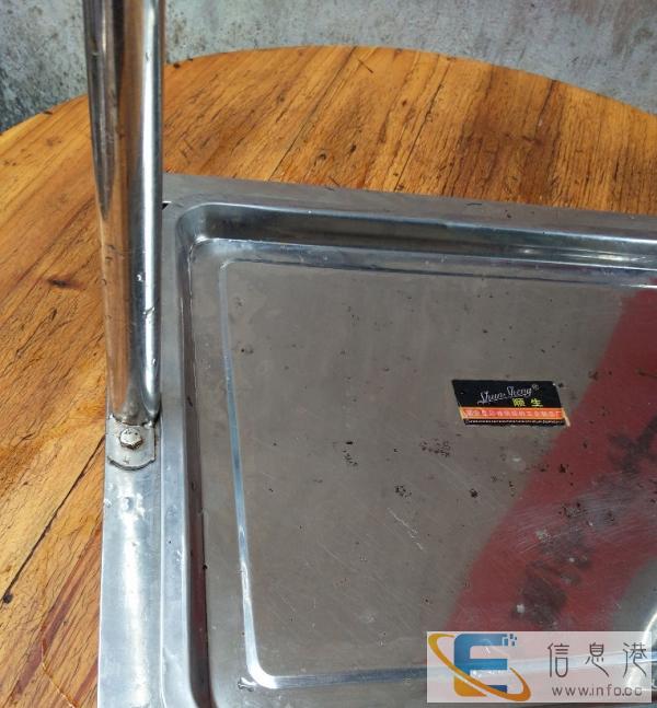 高大上不锈钢鹦鹉站架