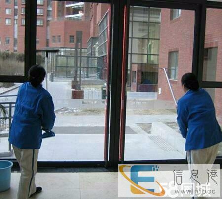 白银顺祥家政保洁公司,专业工具擦玻璃搞卫生