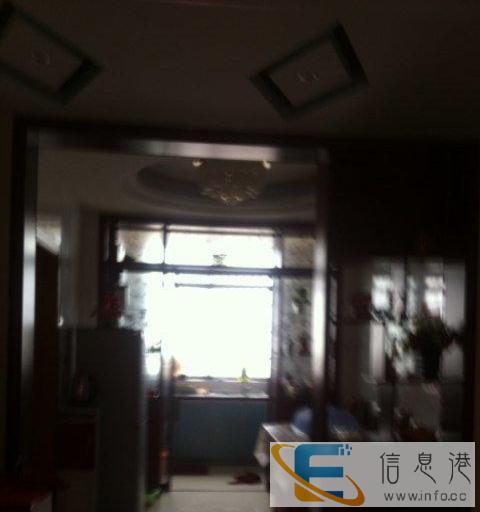 保姆，肓儿嫂，照顾老人，做饭家务都行