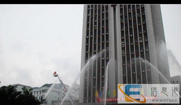 寻有经验住家保姆照顾老人