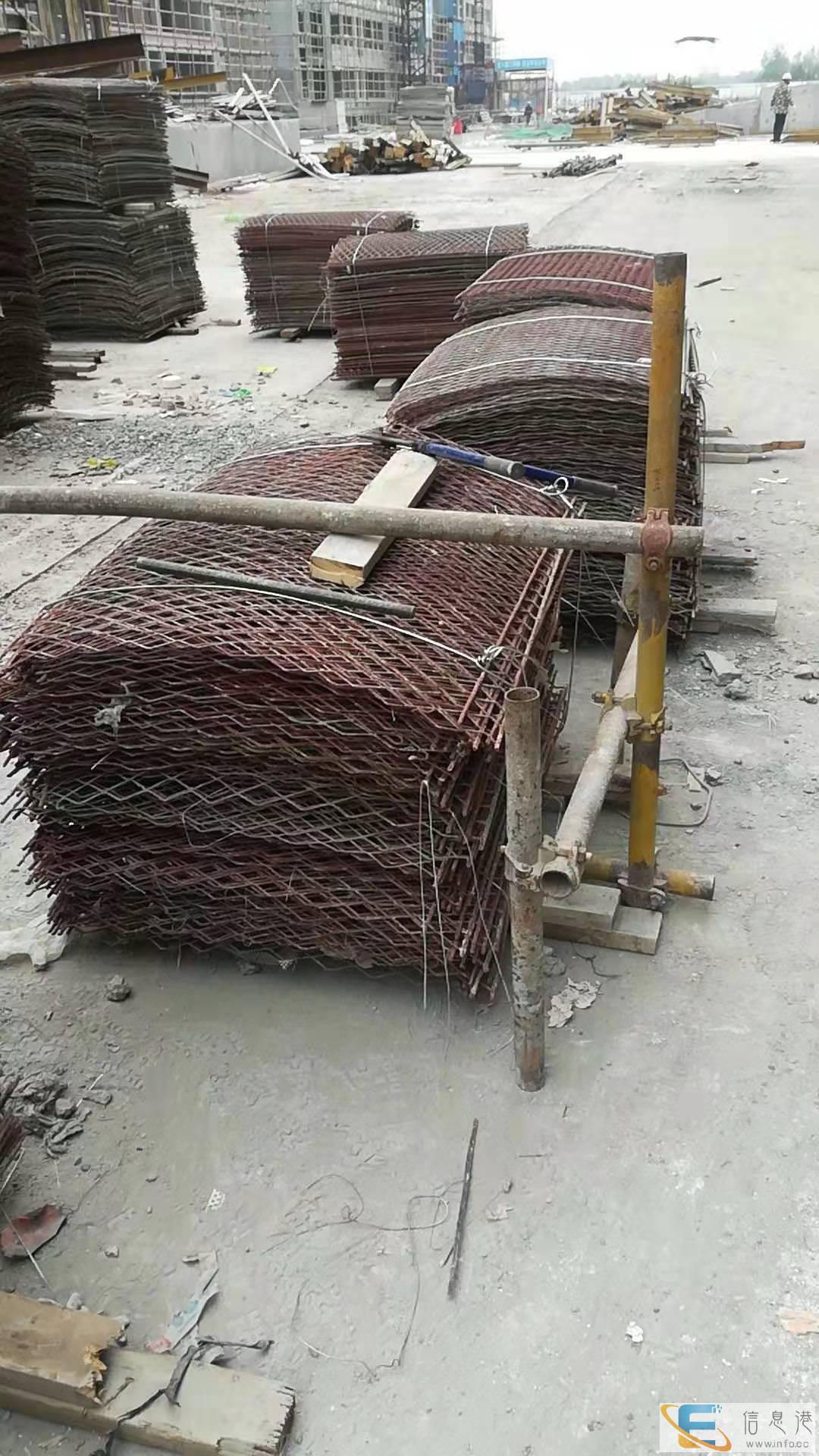 出售毛竹片 竹笆片 旧模板 旧集装箱 旧钢管 钢笆网