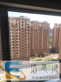 保姆或者钟点工都可以