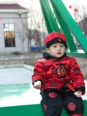 找一位能看2岁多孩子的阿姨