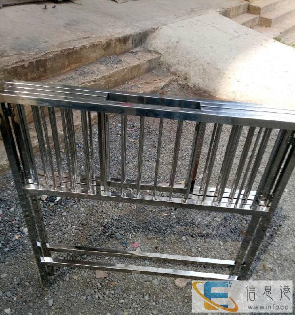 金贝白钢宠物笼具厂